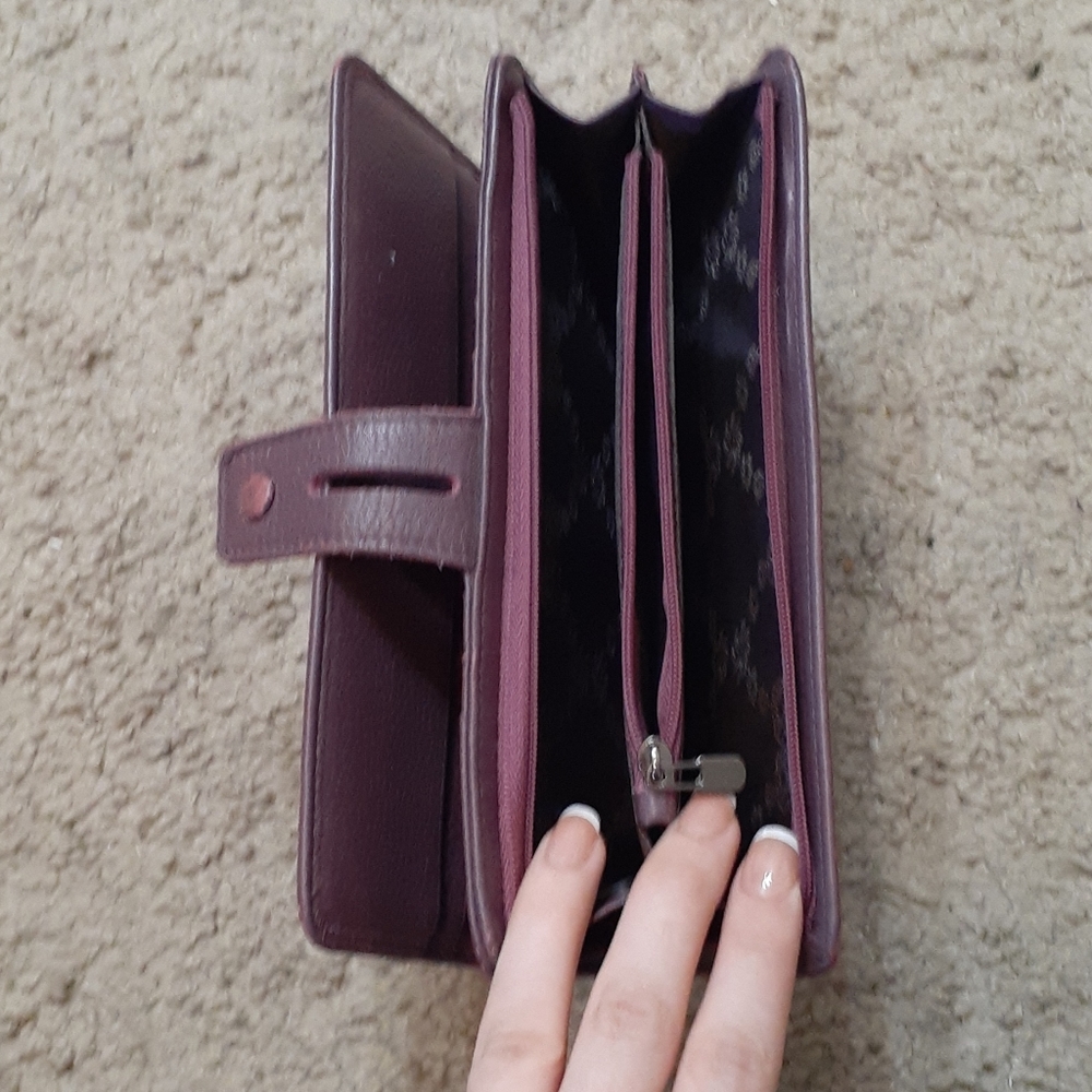 Expansive Purple Wallet - Picture 2 of 3